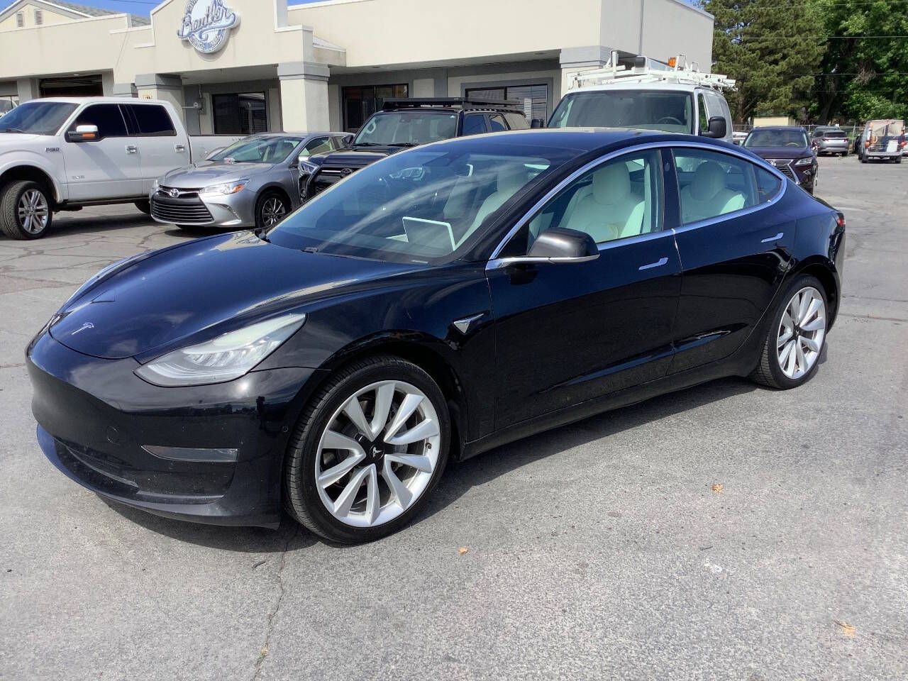 2019 Tesla Model 3 Standard Range Plus