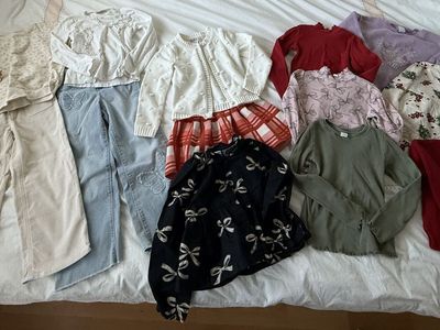 Girls size 5T lot of fall/winter clothes