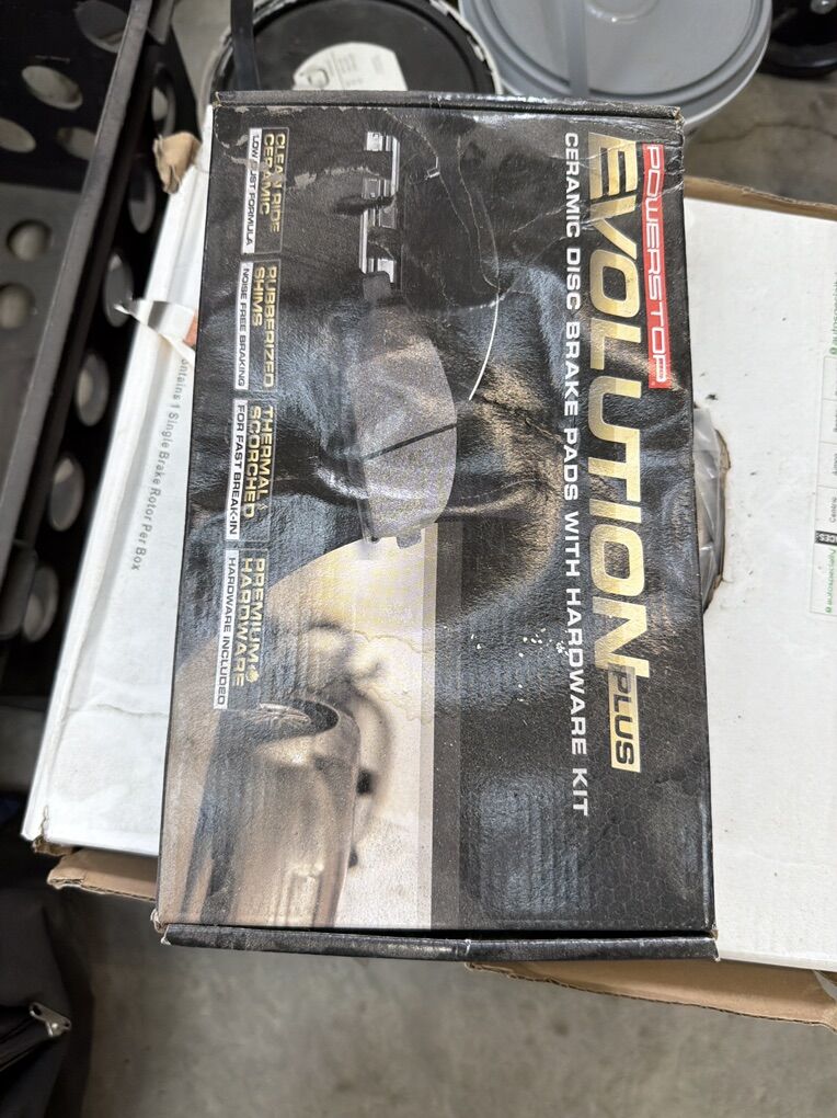 Mazda 3 & 5 brakebrake pads and rotors