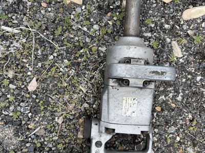 Heavy Duty Pneumatic Impact Wrench - Industrial Grade Air Tool