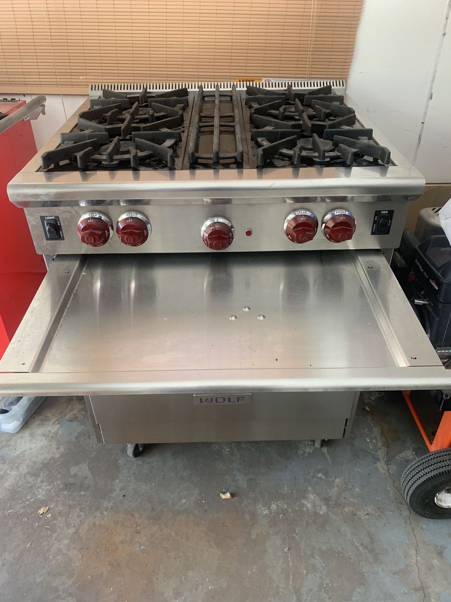 Wolf 4 Burner Gas Stove