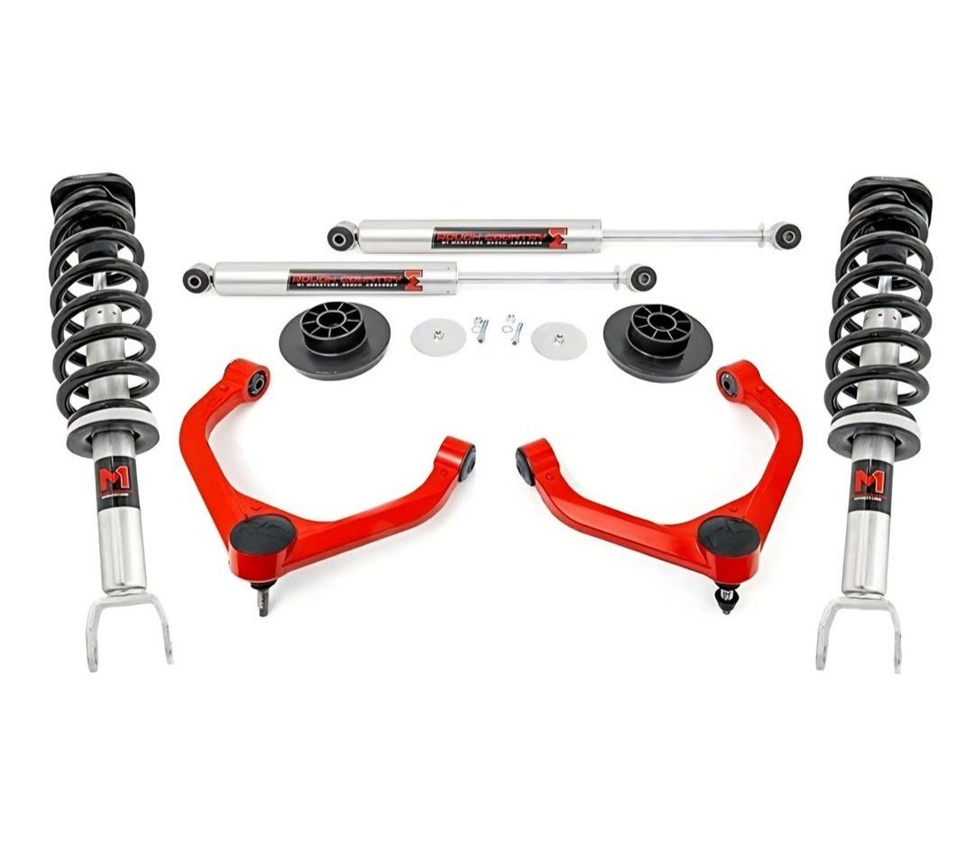 Rough Country 3" Suspension Lift Kit with M1 Struts & M1 Rear Shocks for Ram 1500 4WD (2012-2018) - Red Upper Control Arms