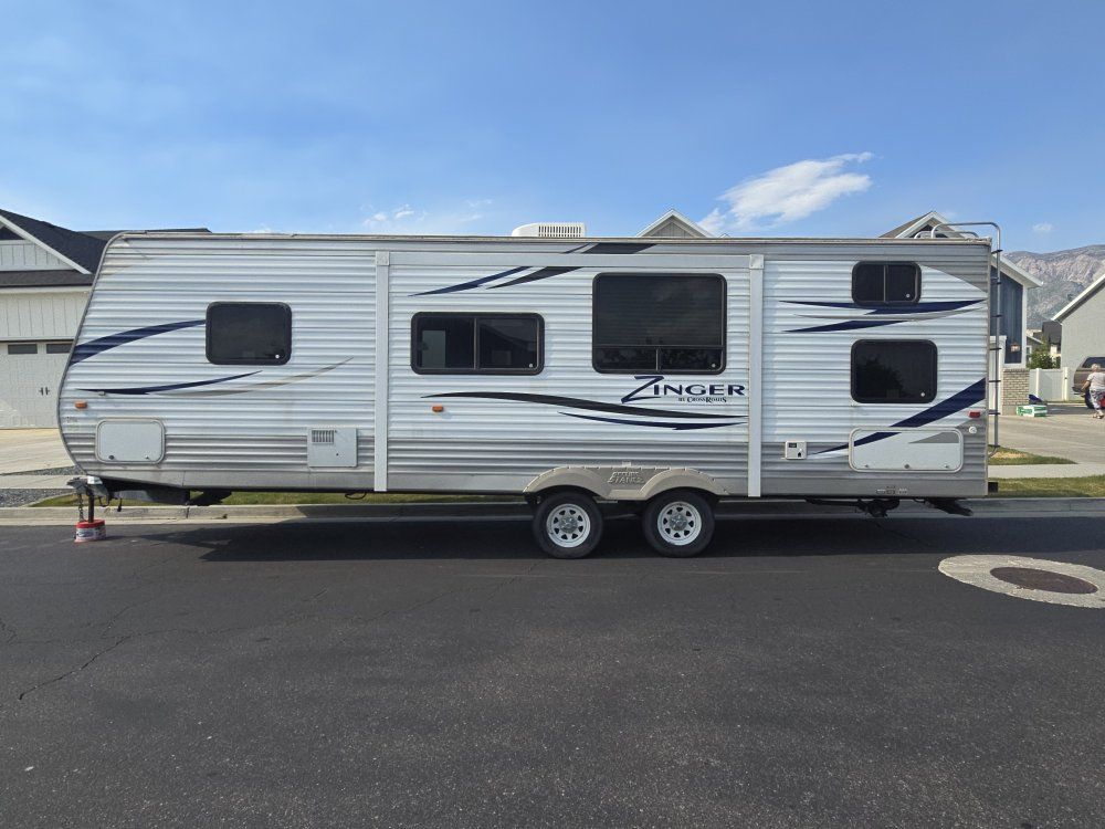 2013 Crossroads Zinger 26 ft Bunkhouse