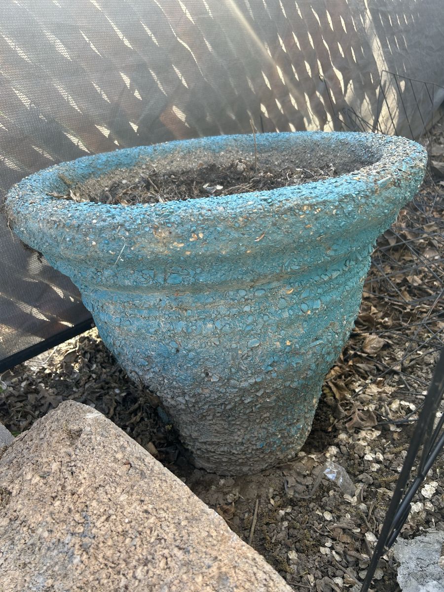 Cement planter