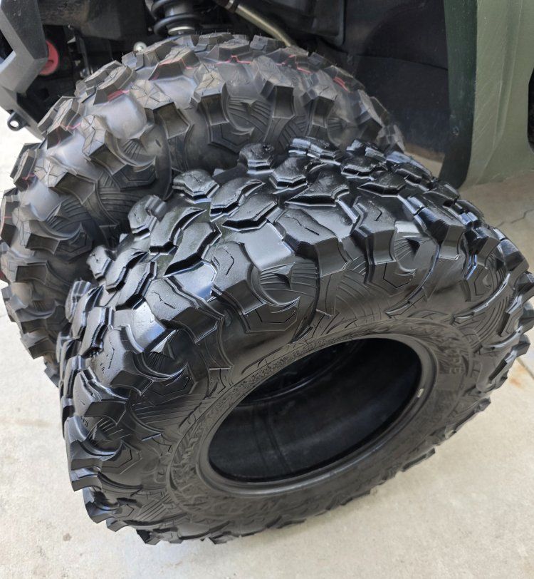 MAXXIS CARNIVORE ML1 30x10R14