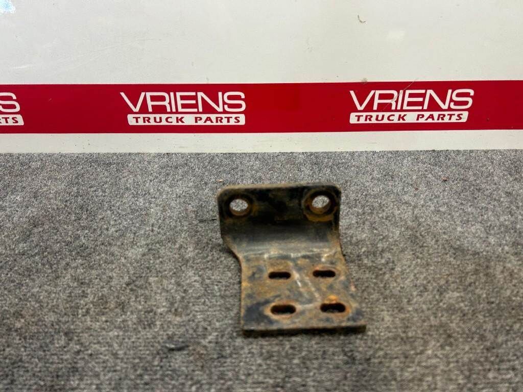 Freightliner Right Bracket