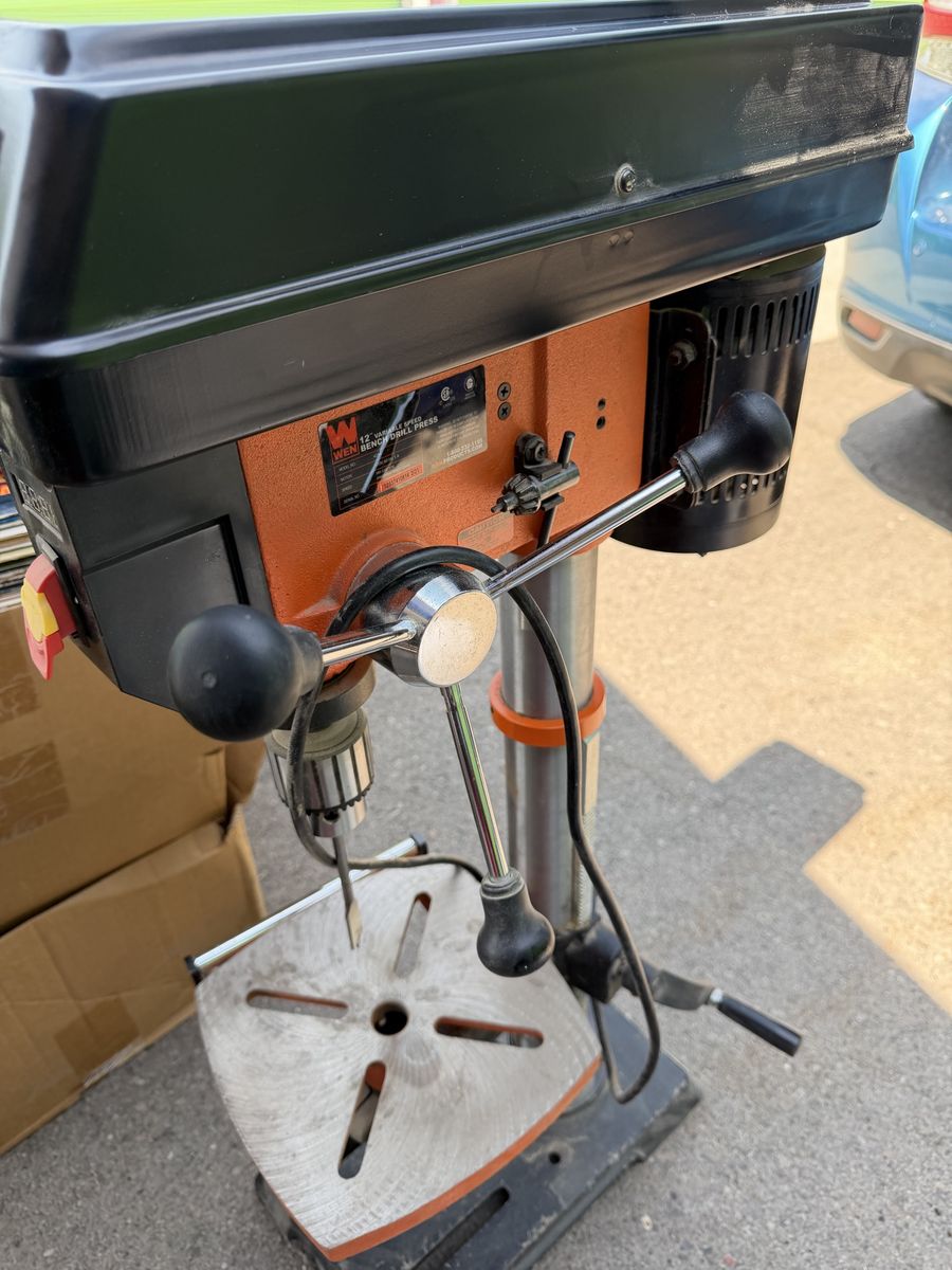 Drill press 