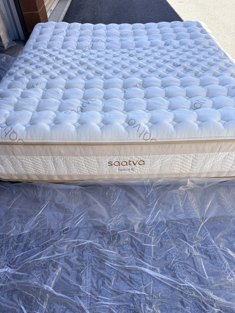 Saatva RX King Mattress