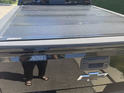 Folding Truck Bed Cover 6.5' Chevrolet
