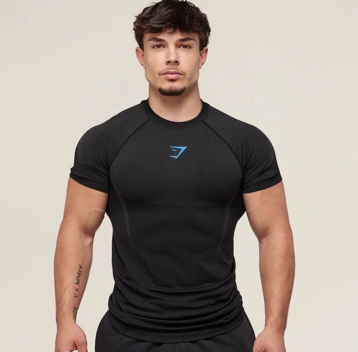 Gymshark onyx v5 black/onyx grey tee