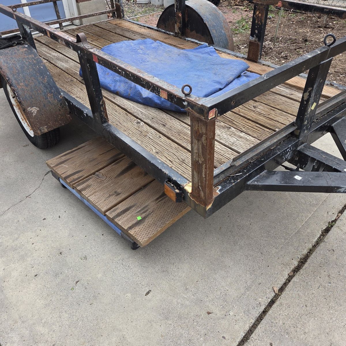 Utility trailer