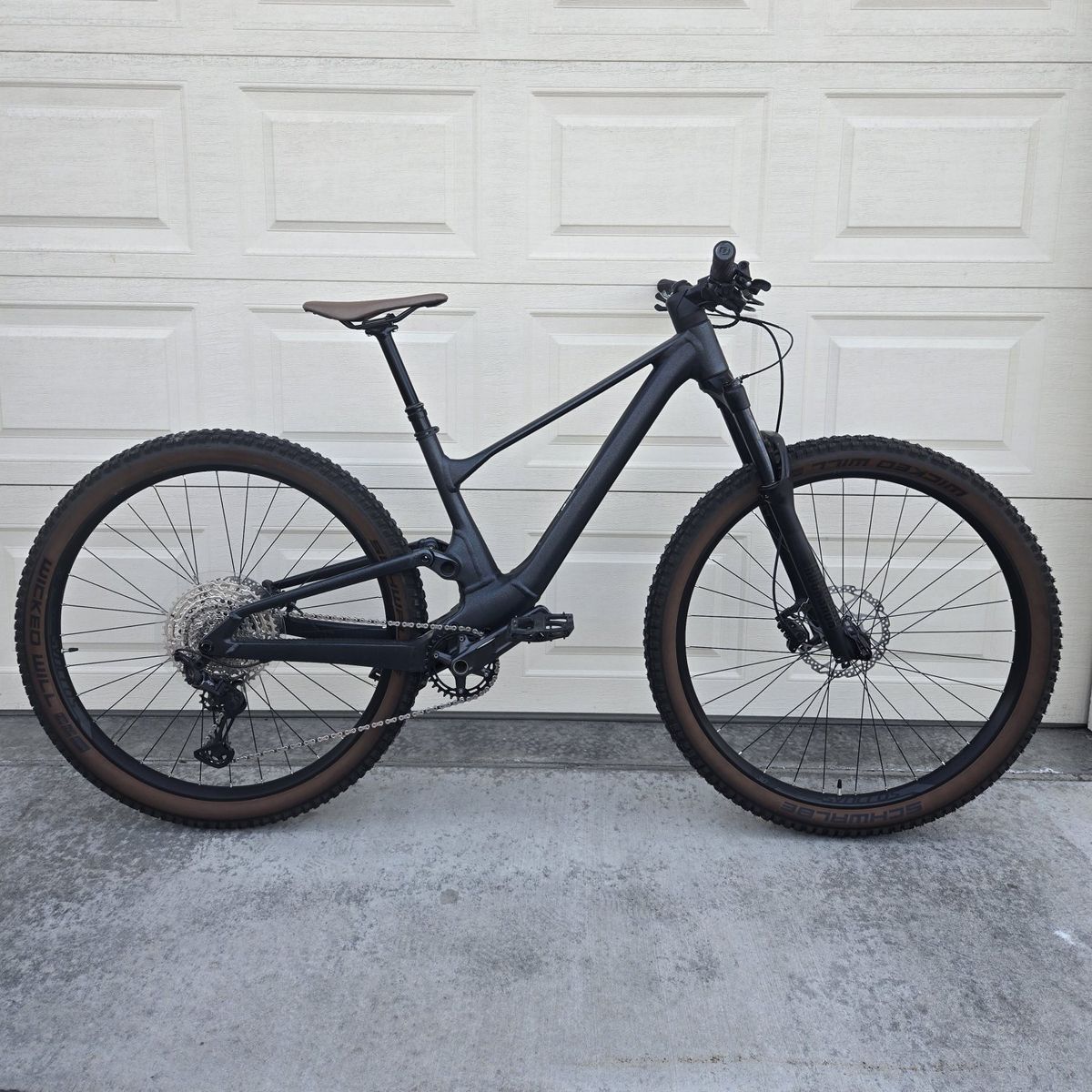 LIKE NEW Scott Spark 29 (small) NICA