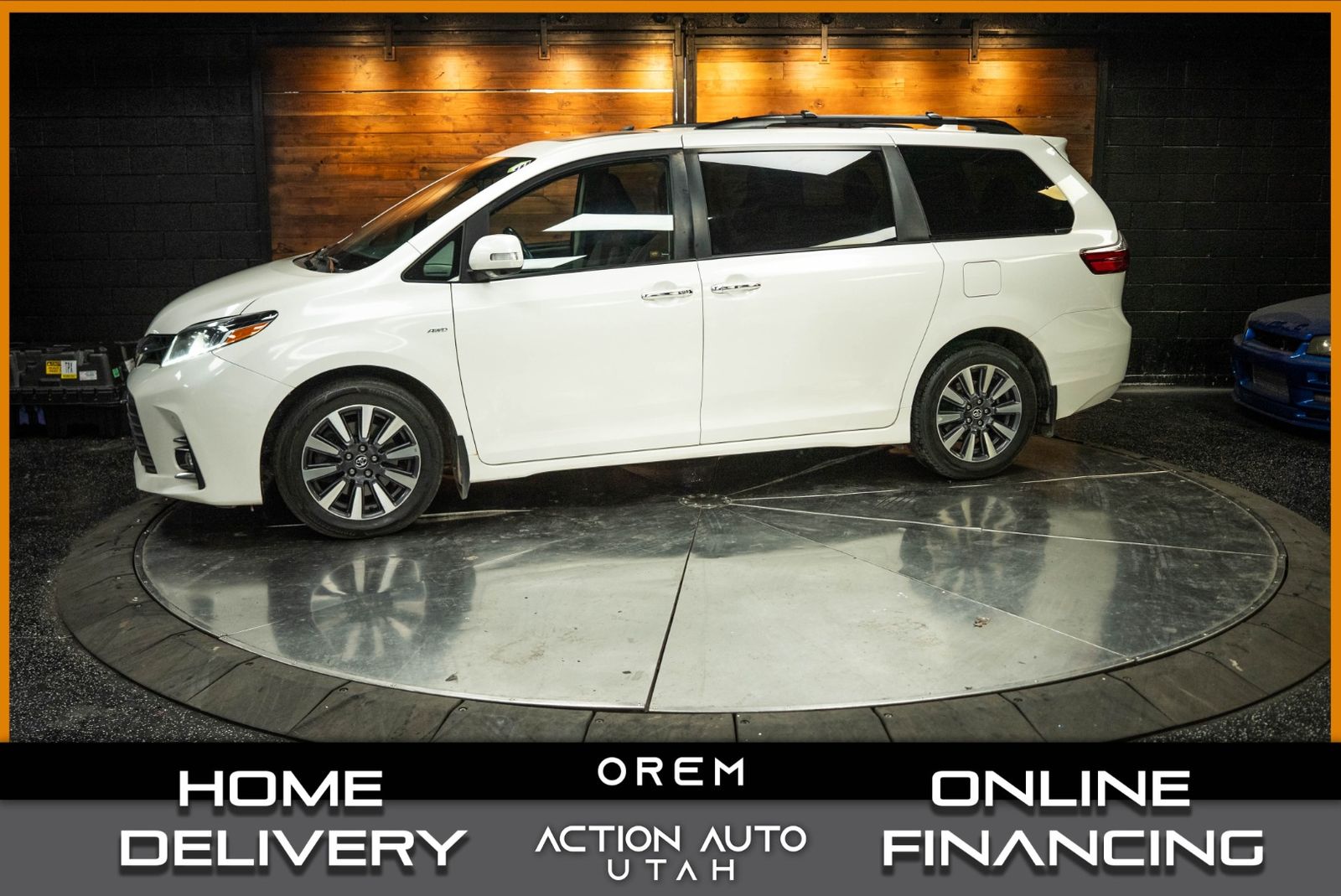 2018 Toyota Sienna XLE Premium 7-Passenger