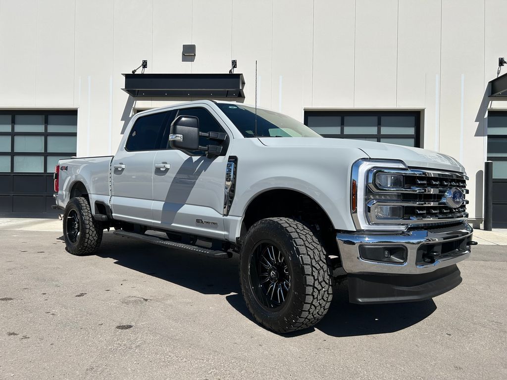 2026 Ford F-350 Super Duty Lariat
