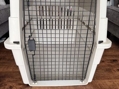 Large Dog Kennel