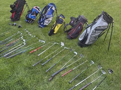 Junior Clubs And Bags Make A Set