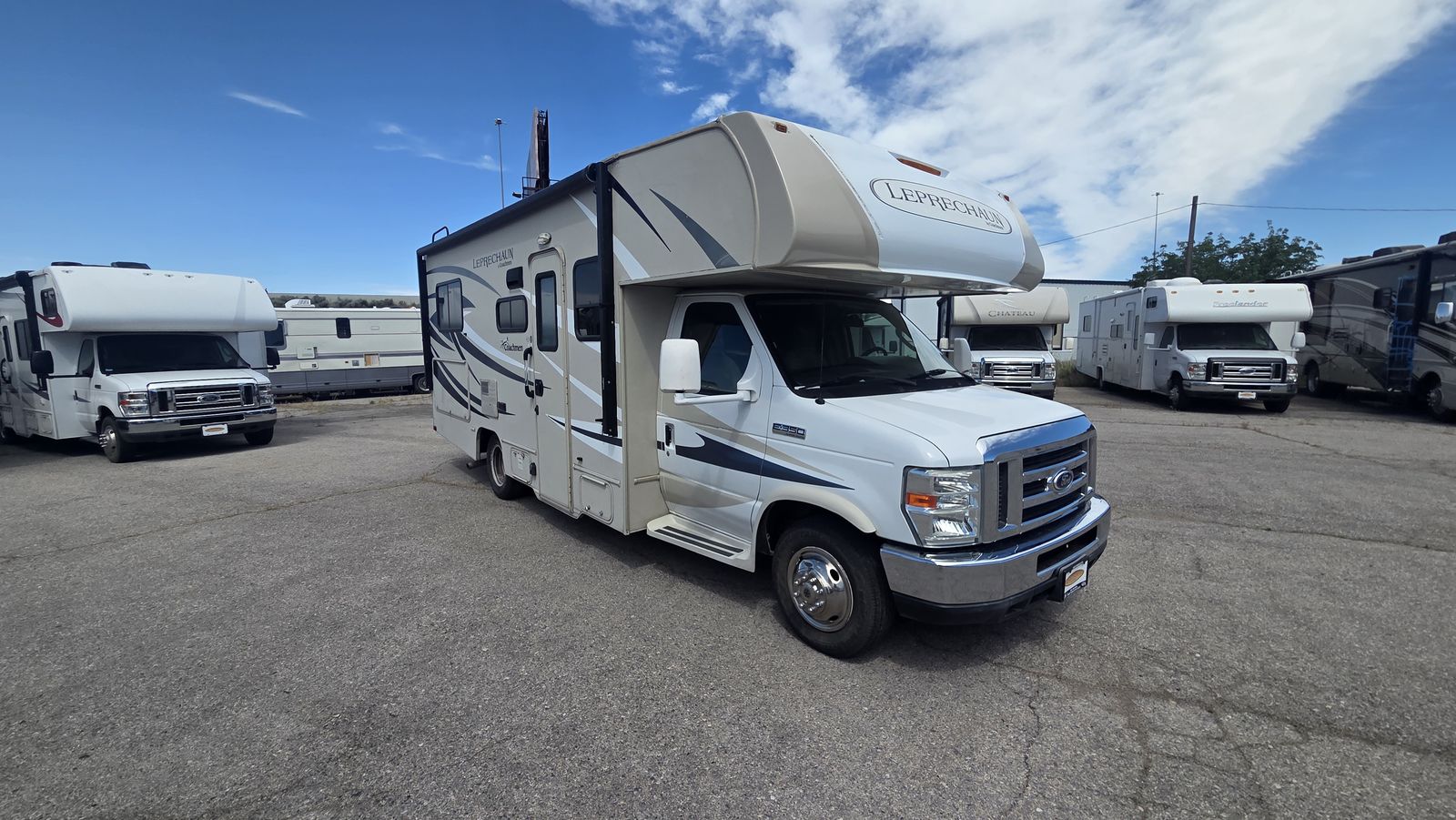 2016 Coachmen Leprechaun 231CB Short Class C