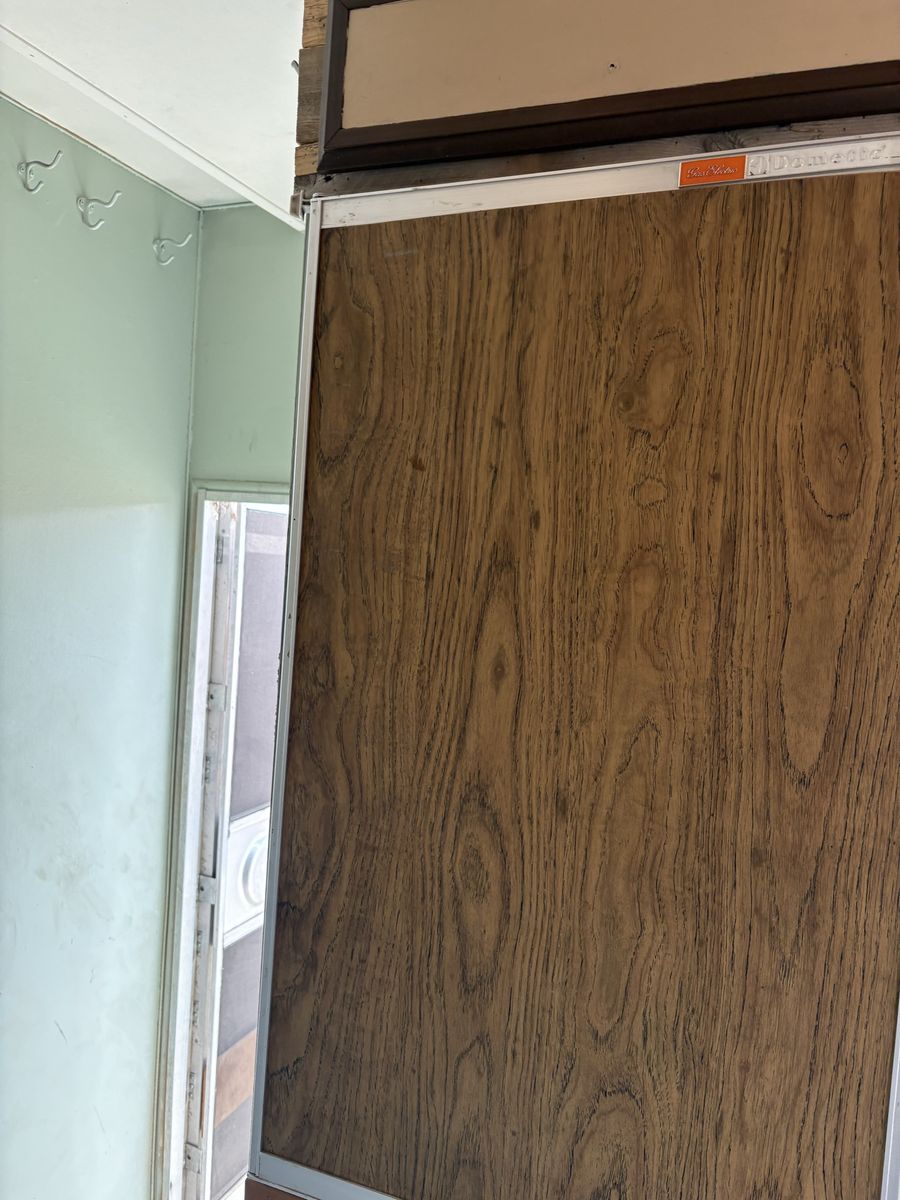 Main image 7