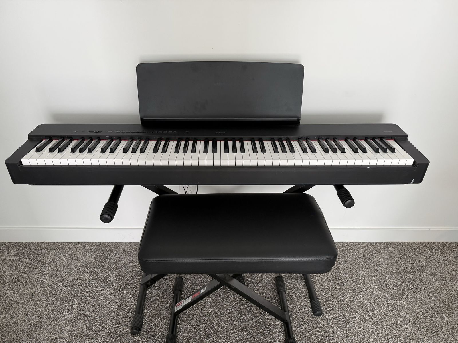 Yamaha keyboard P-225