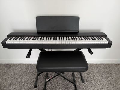 Yamaha keyboard P-225