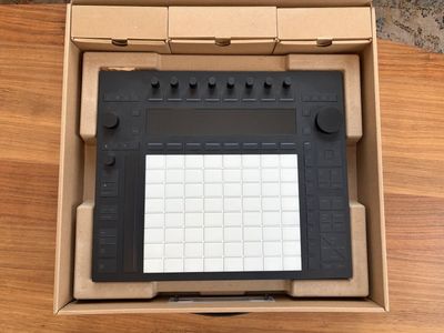 Ableton Push 3. Controller
