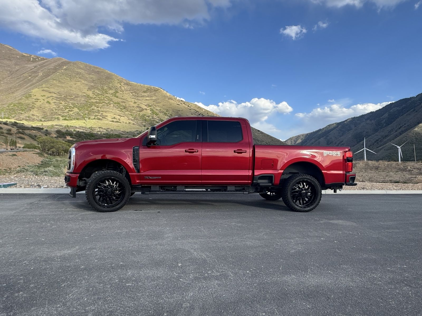 2024 Ford F-350 Super Duty Lariat