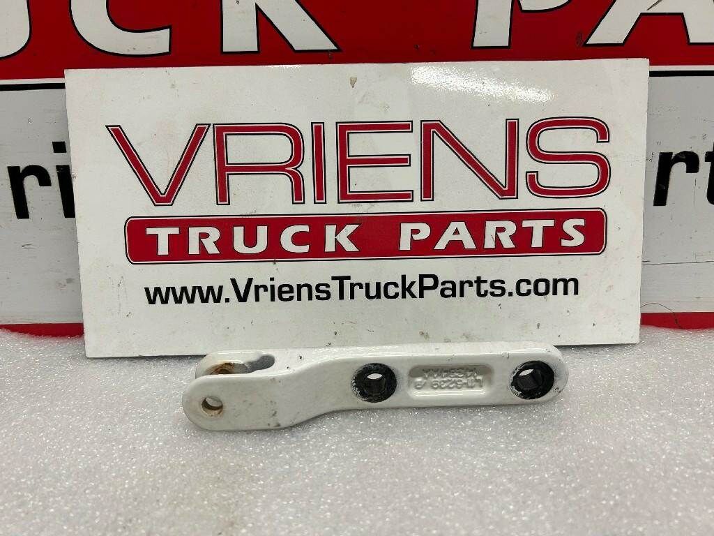 Kenworth T680 Bracket