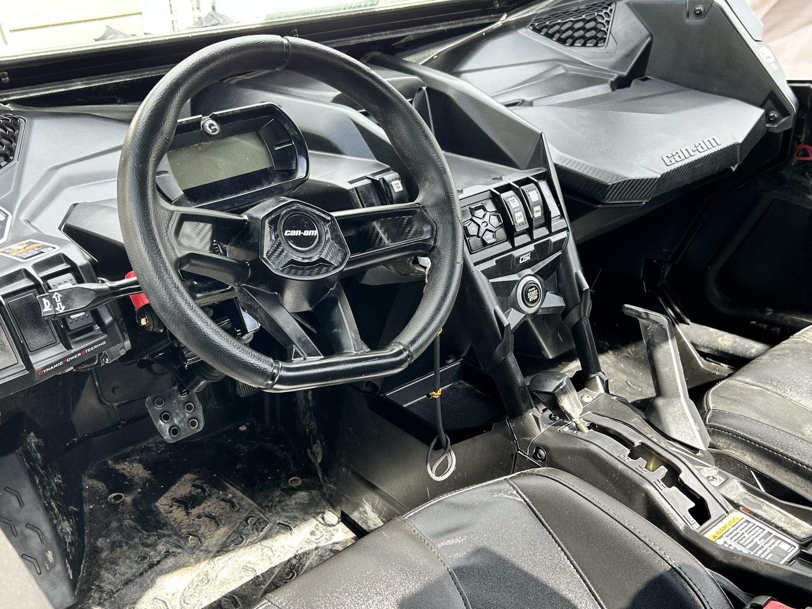 Main image 5