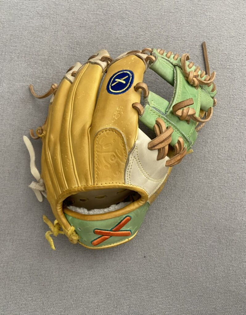 Baseball Glove - Banana Glove