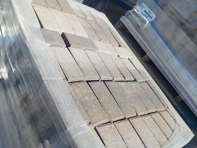 GOLD COAST HOLLAND PAVERS (4x8)
