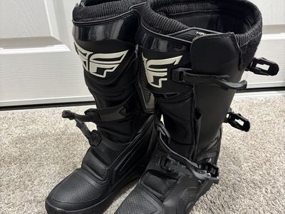 Fly Maverick Motocross Boots