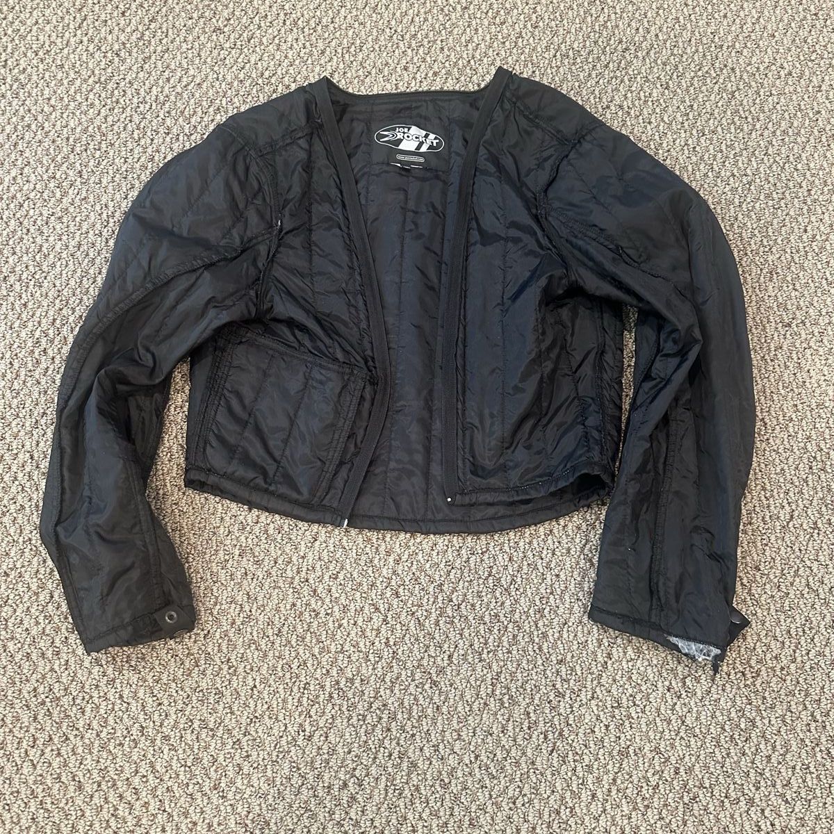 Main image 7