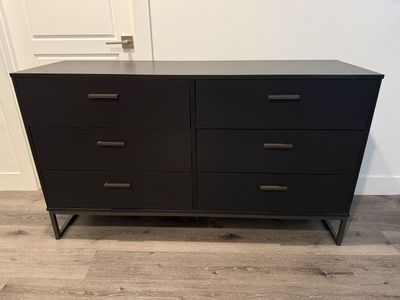 Brand New Ashley Furniture 6 Drawer Dresser