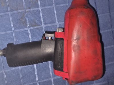 Snap on 1/2 " pneumatic Impact gun