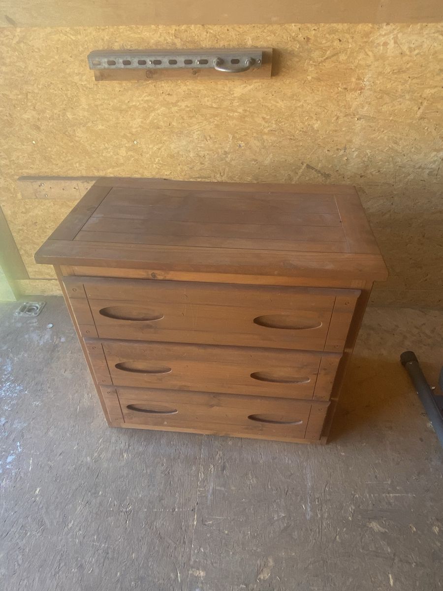 3 drawer dresser