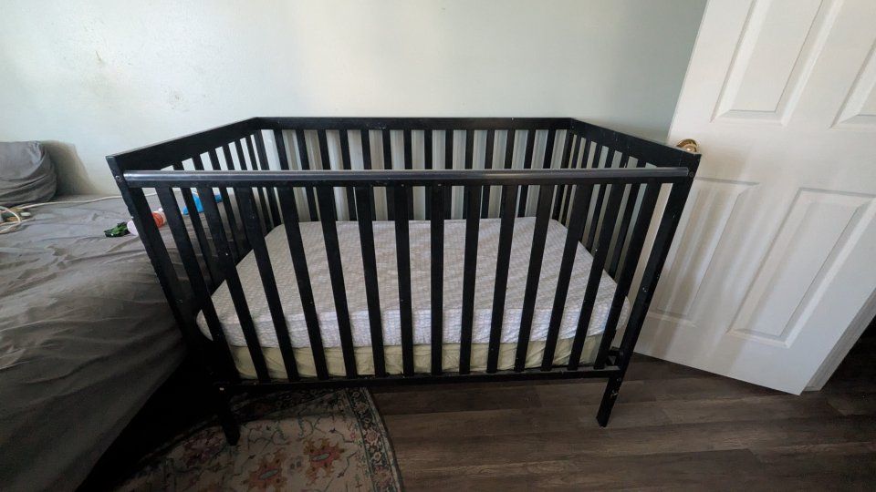 Black Wooden Baby Crib - Compact & Sturdy Design with Mattress