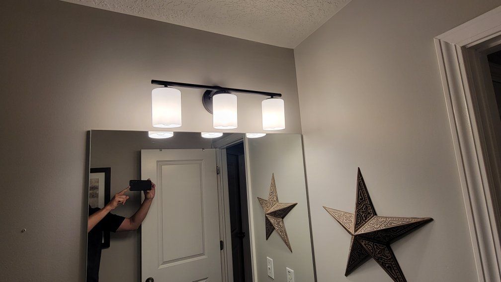 New bathroom vanity light - Black