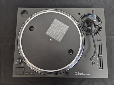 Technics SL-1200MK7 Direct-drive Professional Turntable