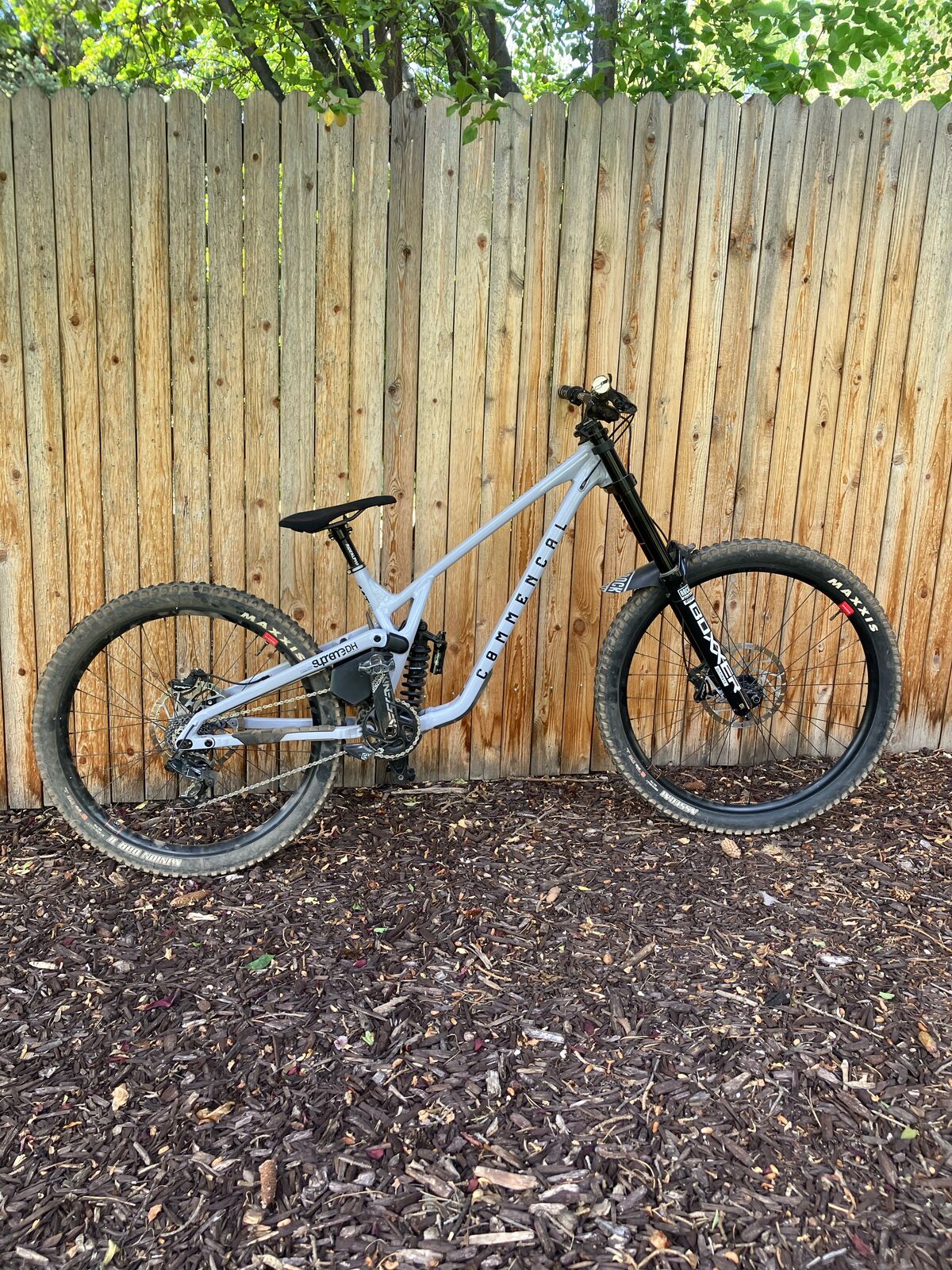 2024 Commencal Supreme DH V5 29-27.5