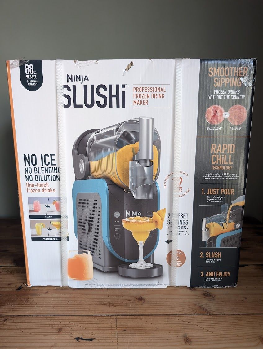 Ninja SLUSHi Professional Frozen Drink Maker with RapidChill Technology, 88 oz.