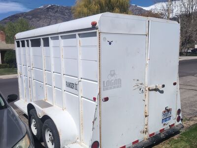 Logan Ranger III three horse trailer