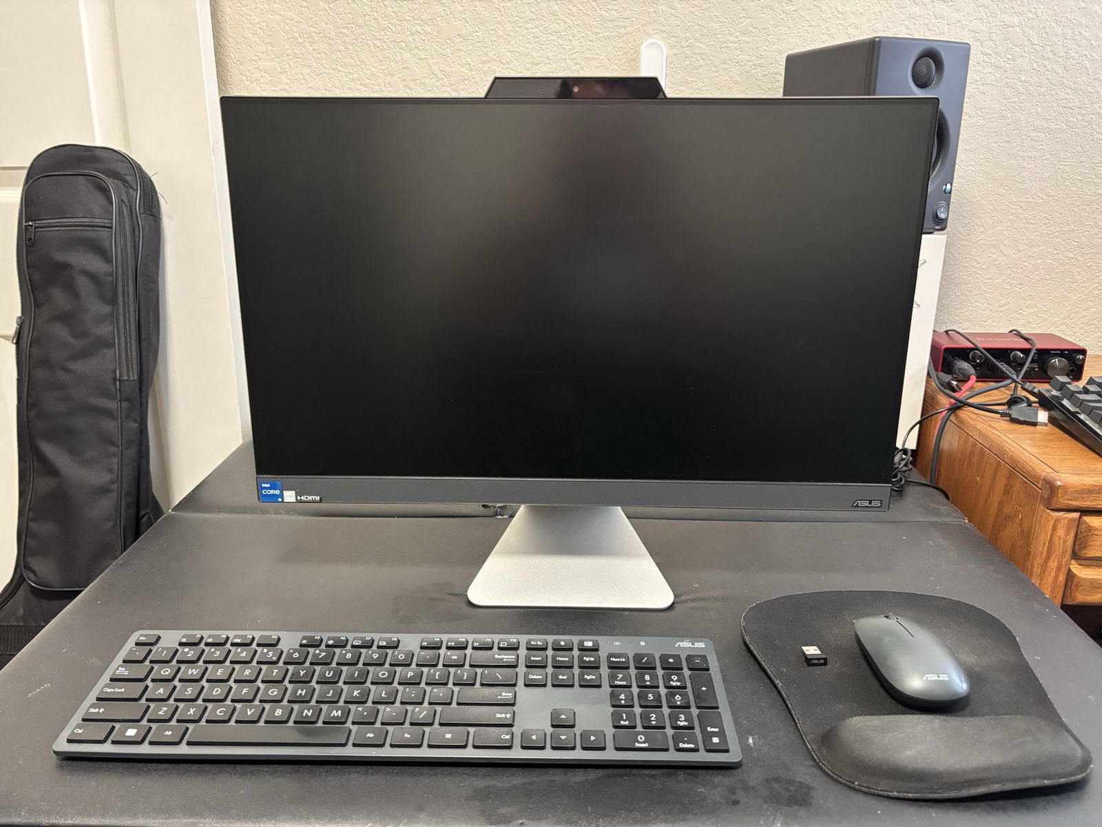 ASUS All-in-one Desktop Computer w/ 23.8in screen, 12th-gen i5, 8 GB RAM, & 238 GB (A3402WBA)