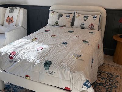 Full Size beautyrest Mattress & Boucle Bed Frame