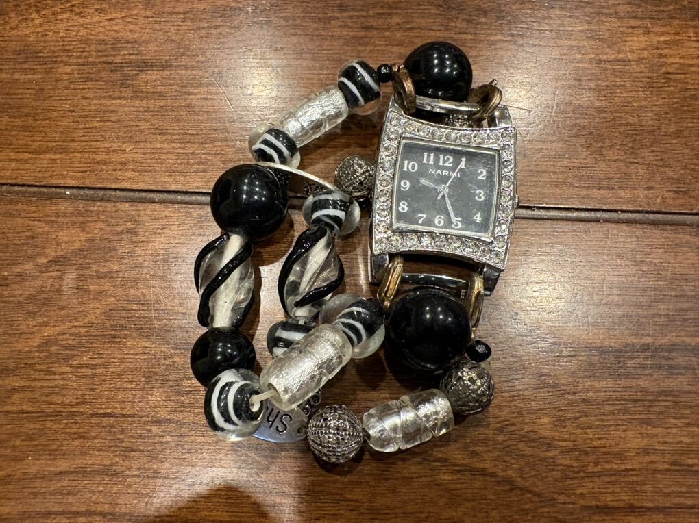 Vintage Watch W/ Stretch Bead Band & Rhinestones