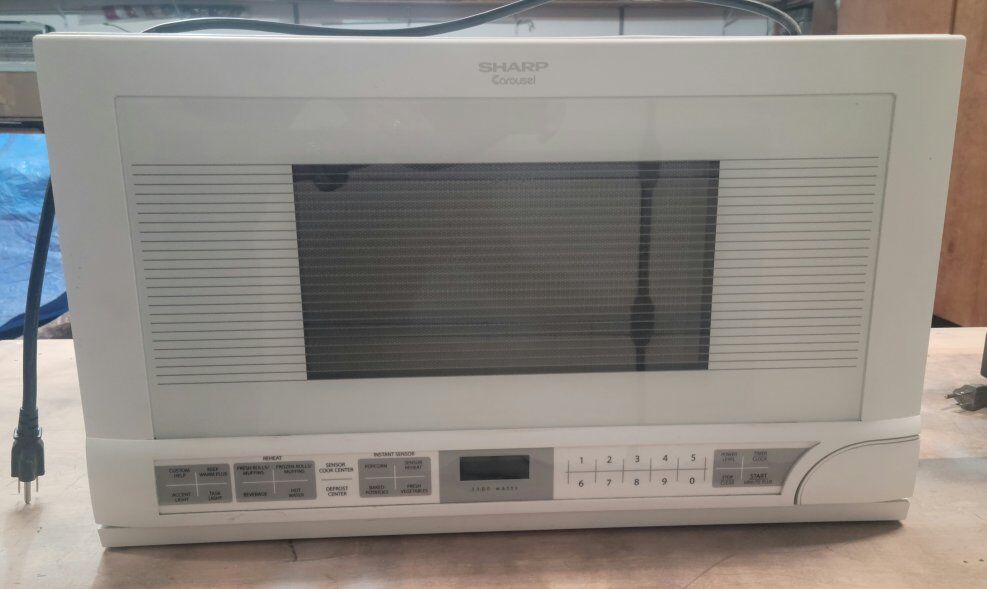 Sharp 1100W Microwave