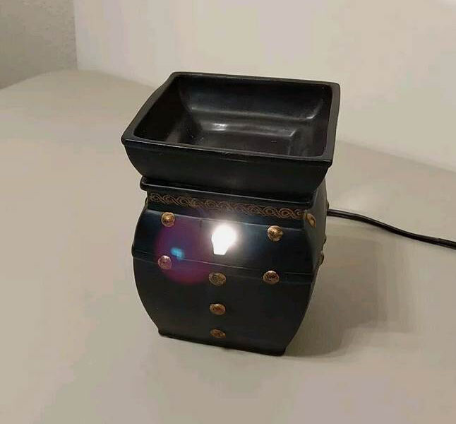 "vintage" scentsy warmer