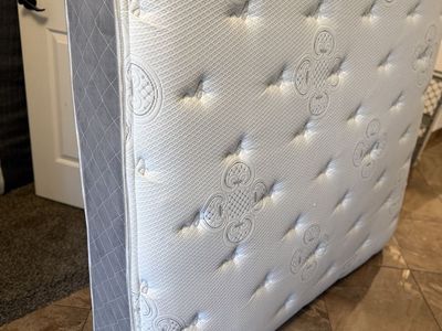 Pillow Top Quilted Mattress queen $100