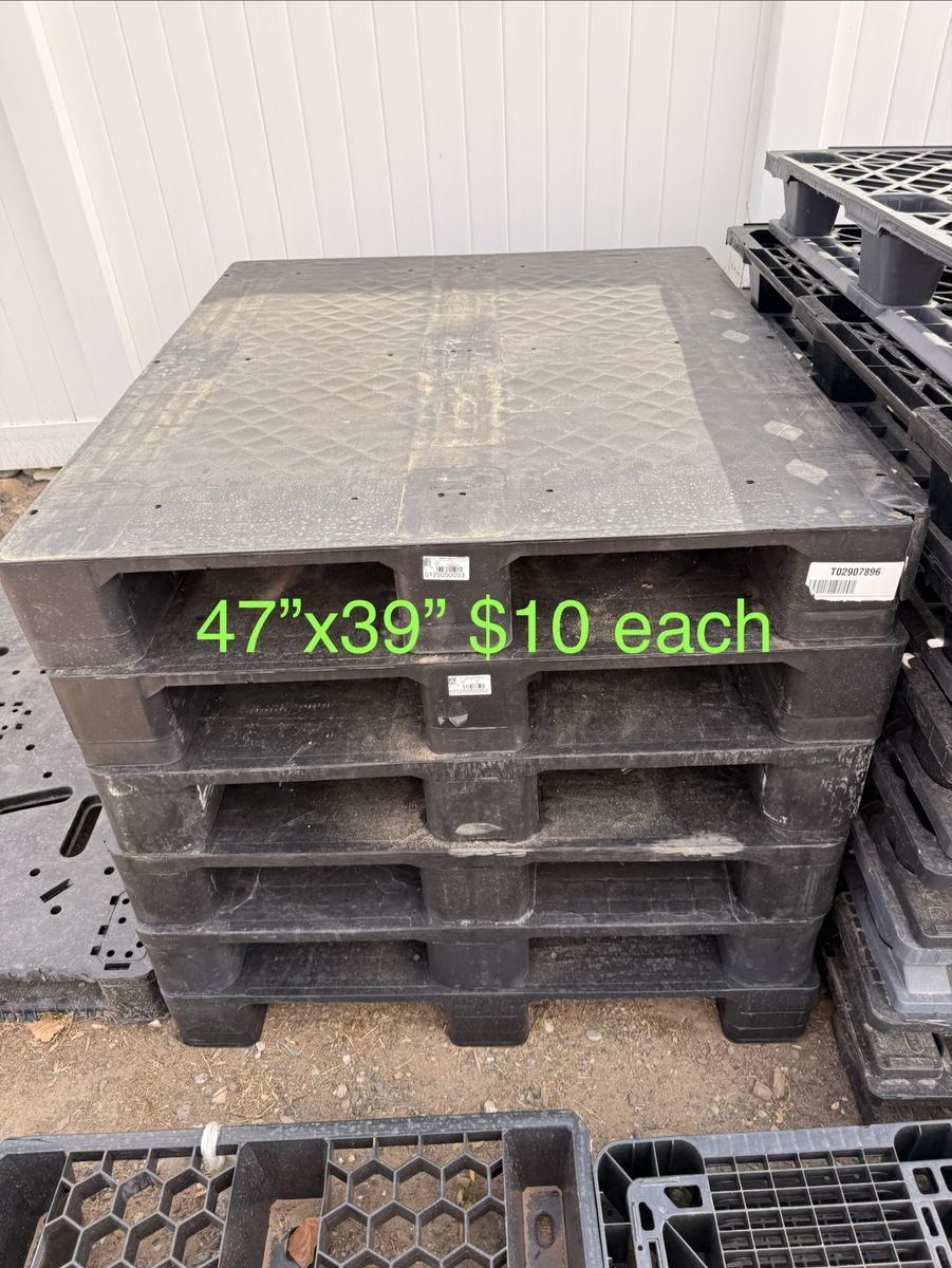 Plastic Pallets