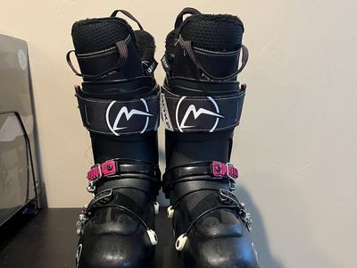 Roxa R3W 95 Ultralight Woman’s Ski Boots