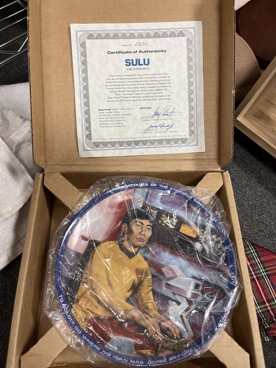 Star Trek Plate Sulu